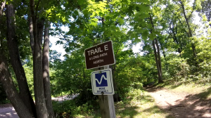 palisades state line lookout - peanut leap trail - trail e sign