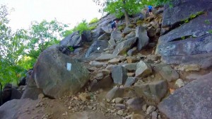 breakneck-ridge-trail-007-steep-ascend