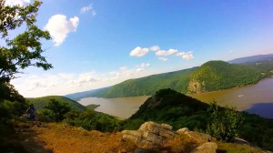 breakneck-ridge-trail-032-almost-to-the-top